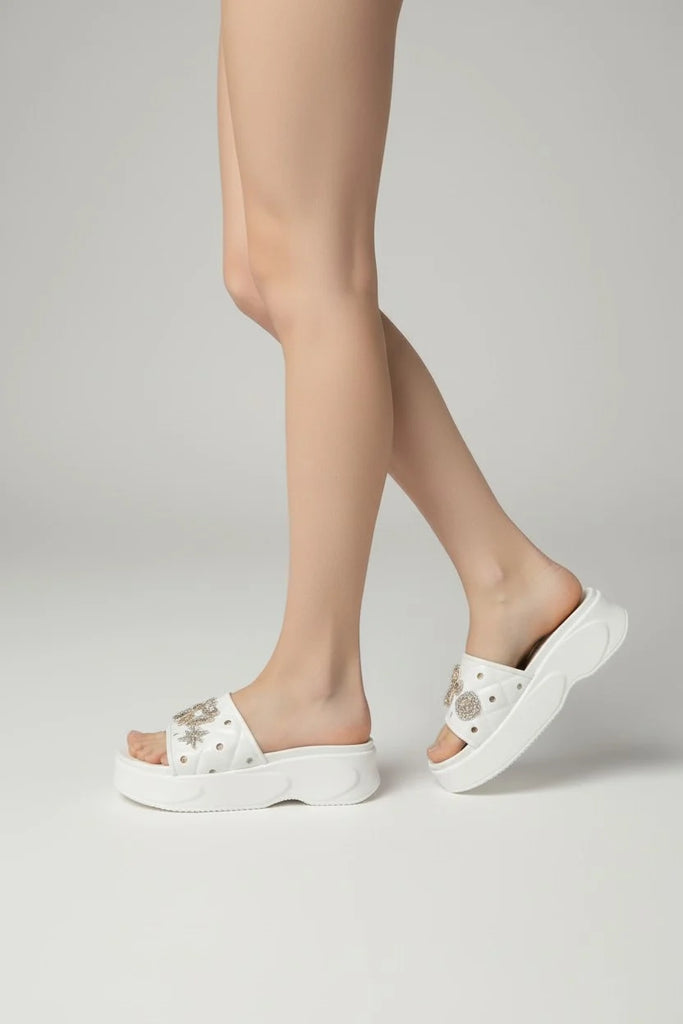 Ladies Mules Slippres image 7