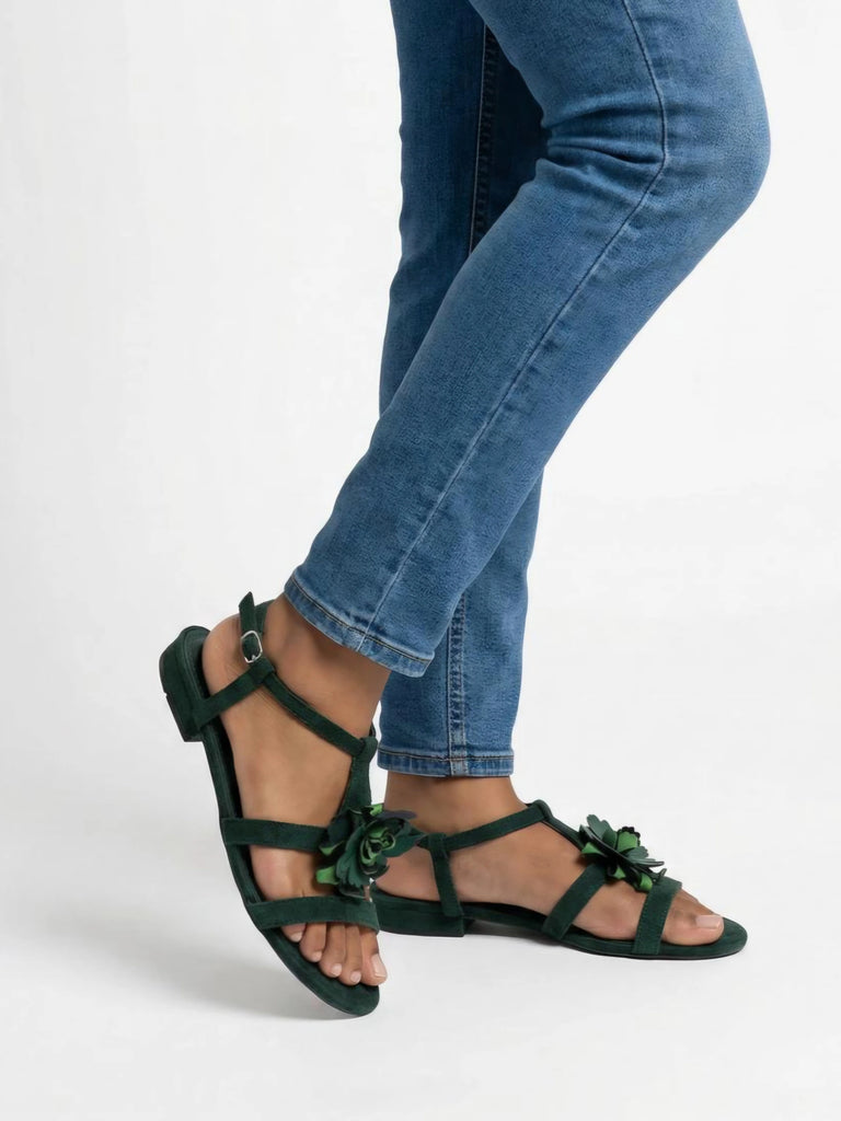 Sandals image 3