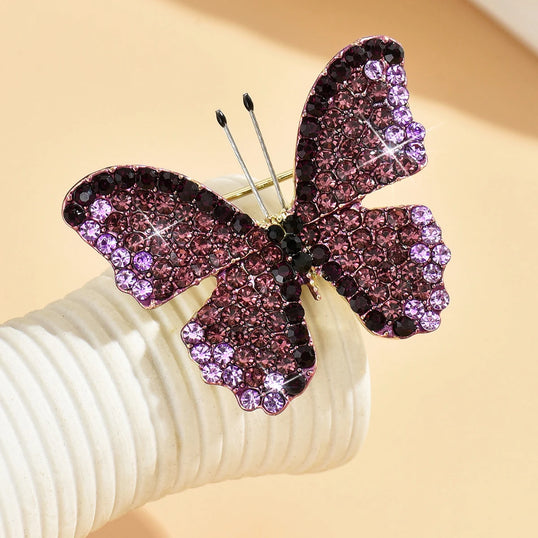 Cute butterfly brooch for women, sparkling and vibrant with forest style design, daily wear brooch accessories