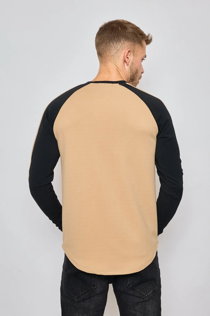 Men's long sleeve t-shirt image 1