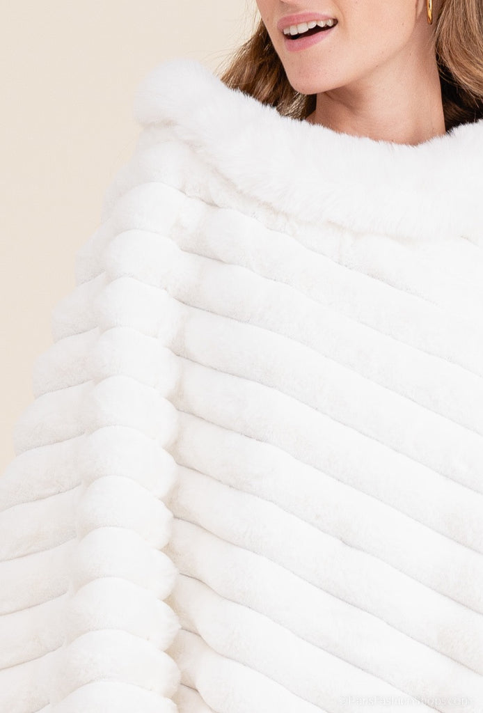 Ladies Coat Poncho Cape Winter Jacket Oversized Poncho Wrap Fur Poncho Plus Size image 2