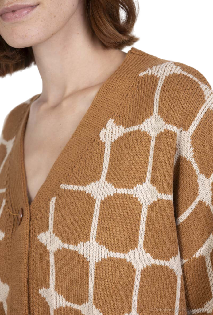 Ladies Abstract Pattern Cardigan Stylish Winter Warm Oversized Button-Up Sweater image 6