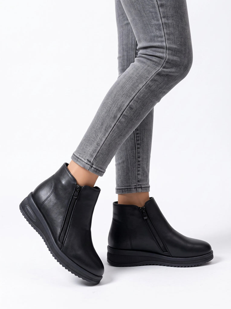 Ladies Winters Ankle Boots