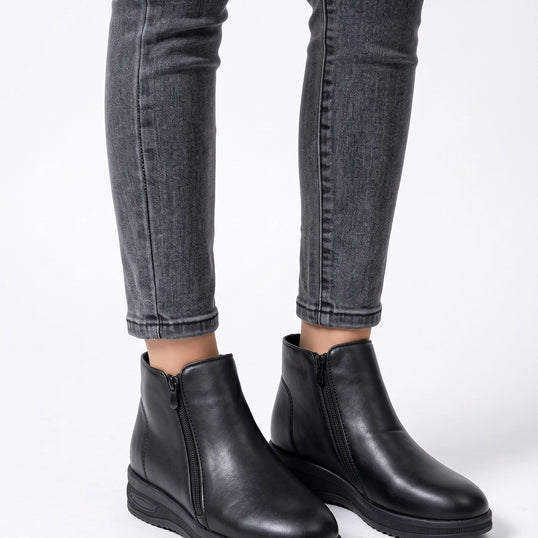 Ladies Winters Ankle Boots