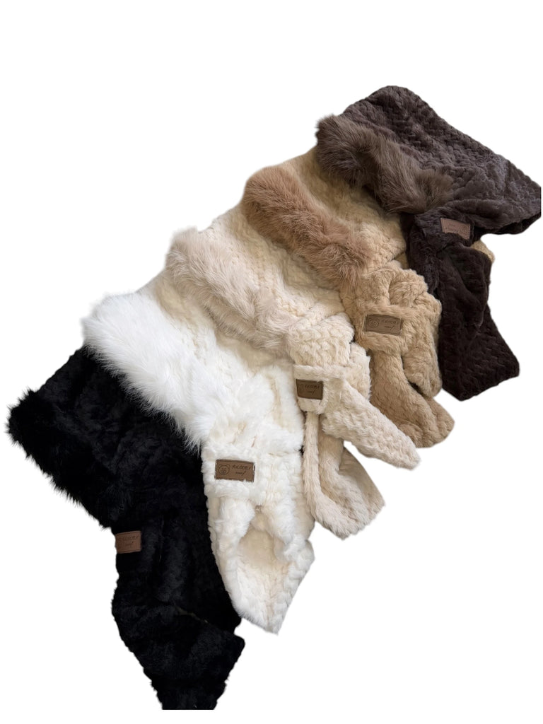 Ladies Hood Scarf And Gloves Set