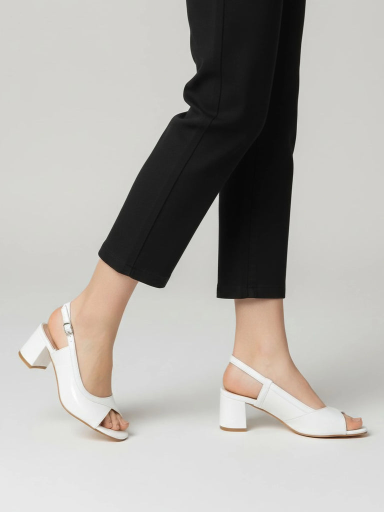 Sandals image 3