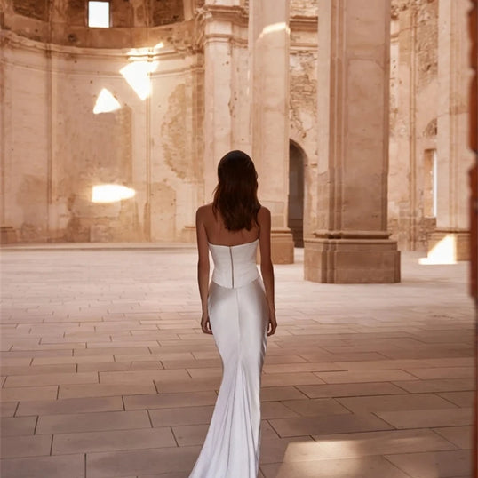 Simple Ivory Satin Mermaid Wedding Dresses lady Customized Strapless Bridal Dress with Train Long Sleeveless Vestido Bride Gown