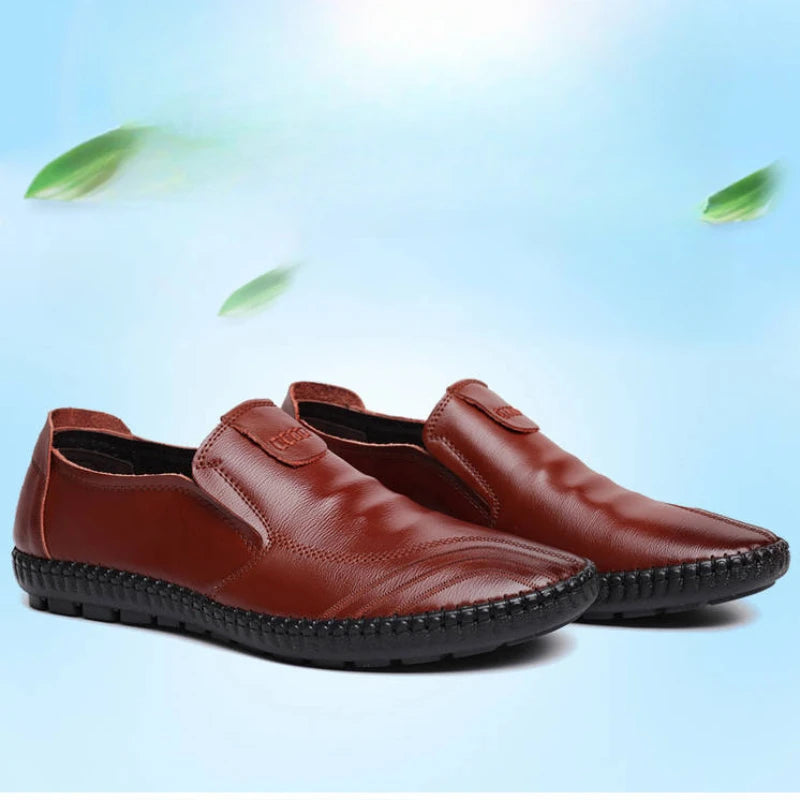 Casual Men's Shoes Versatile soft leather footwear Fashion comfortable loafers male breathable new flat Zapatos