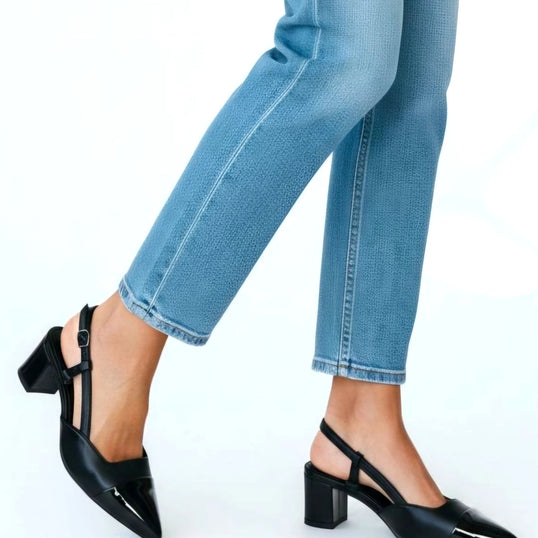 Stilettos image 0