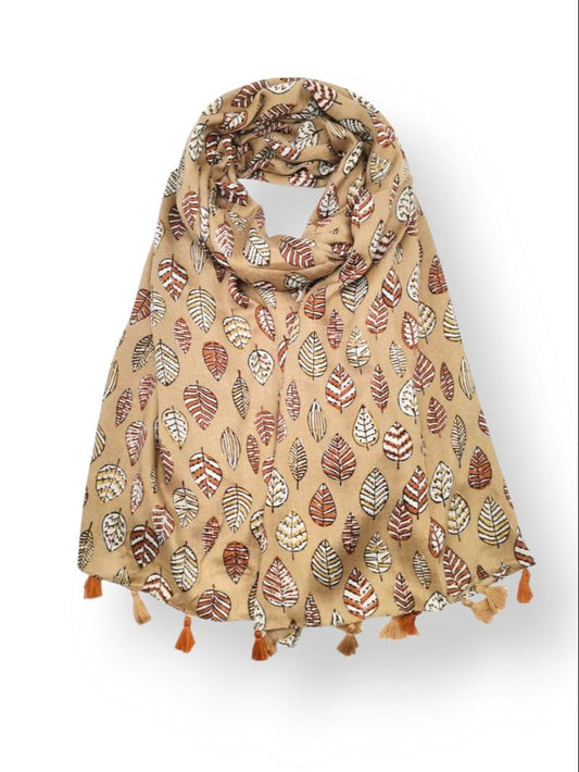 Scarf with pompoms image 0