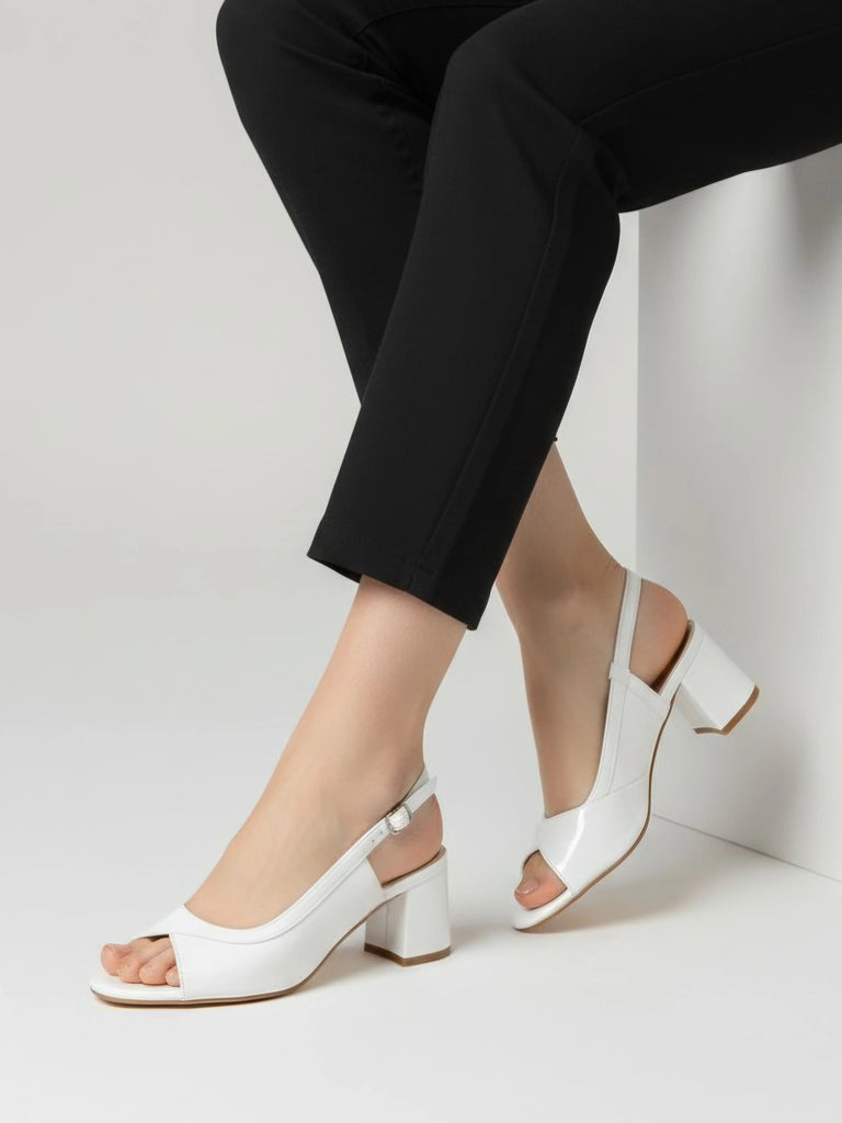 Sandals image 2