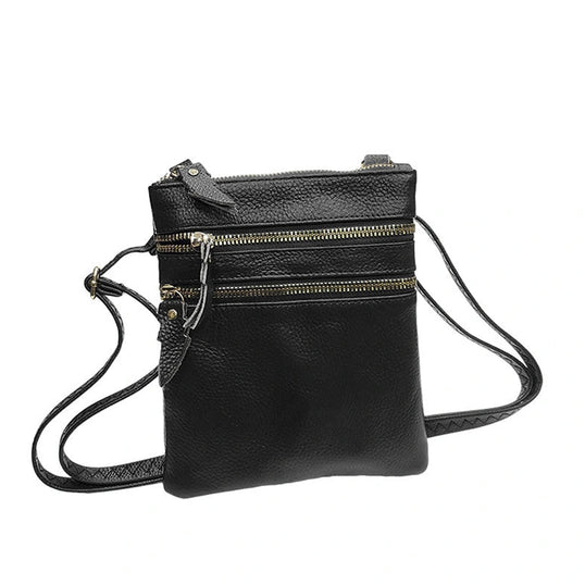 Plain leather flat pouch